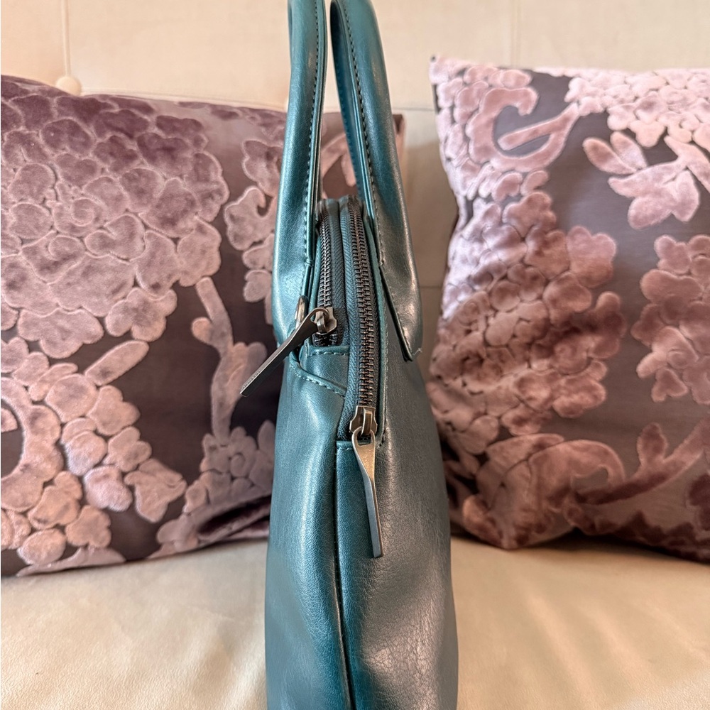 Matt & Nat Teal Dome Satchel - Picture 3 of 10